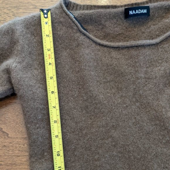 NAADAM Cashmere Crop Sweater Brown - Picture 10 of 10